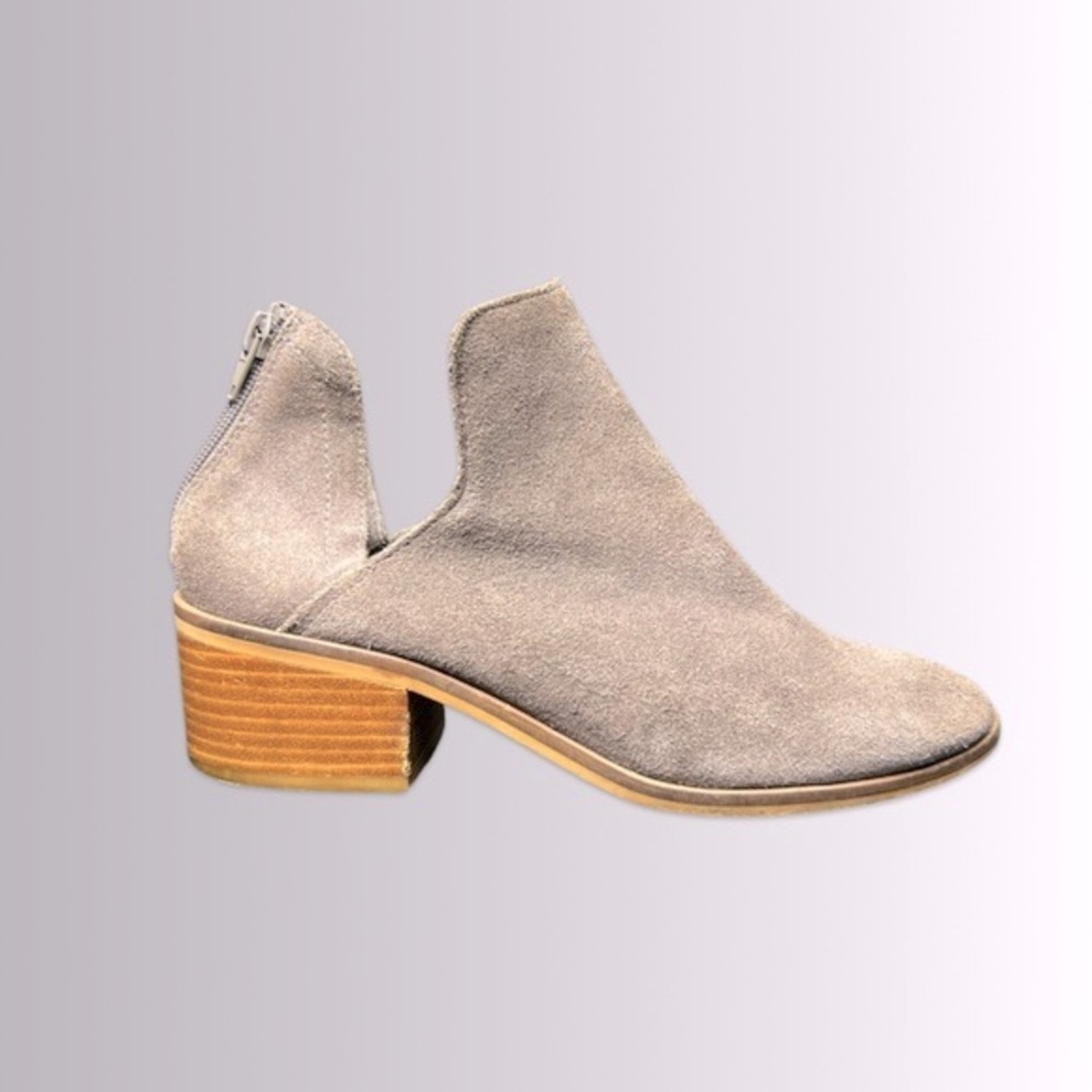 Steve Madden Lancaster Gray Sueded, Leather Upper, Slip On Stacked Heel Boots, 7 - Picture 2 of 7